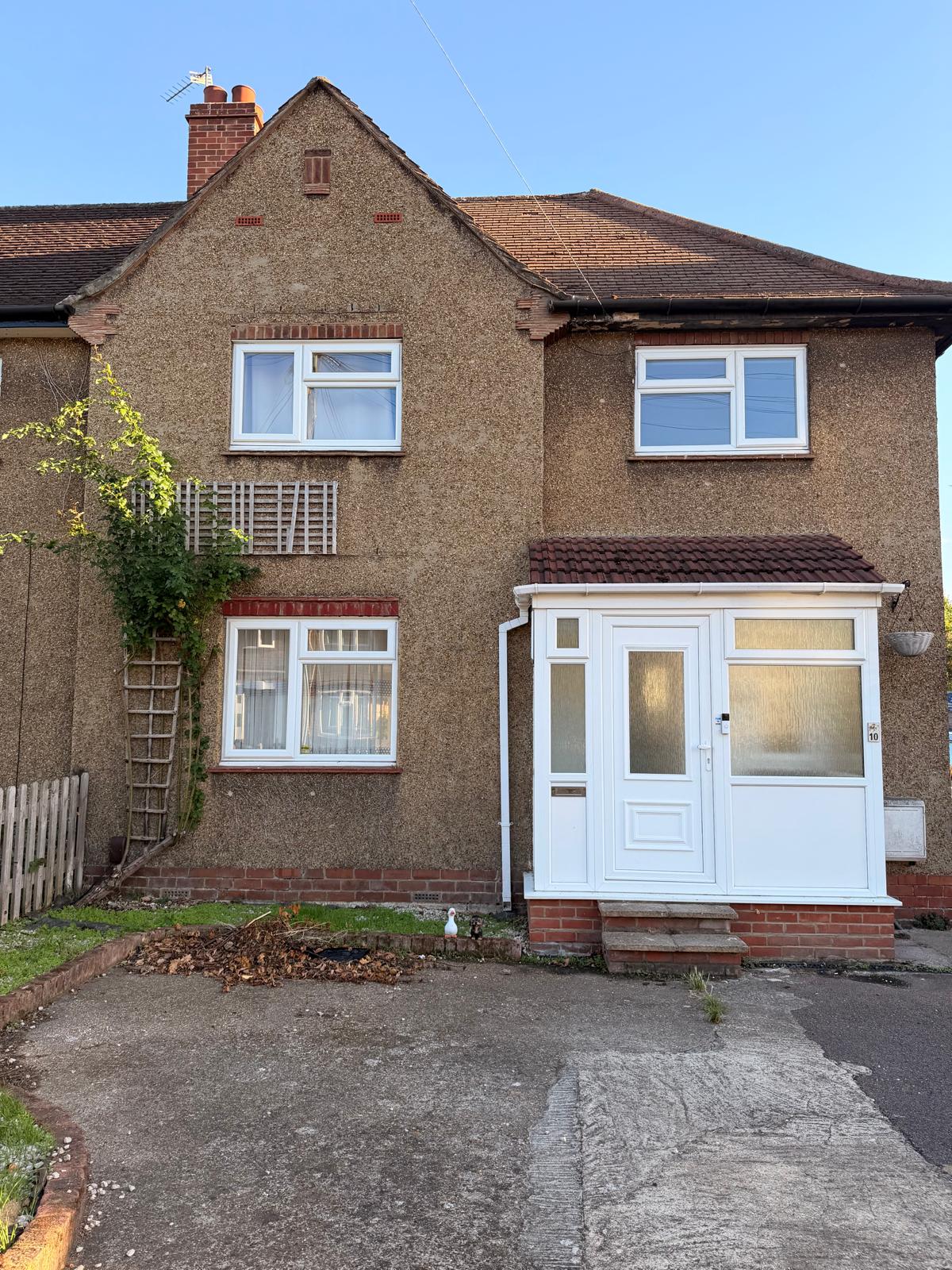 House Brentwick Gardens in Greater London