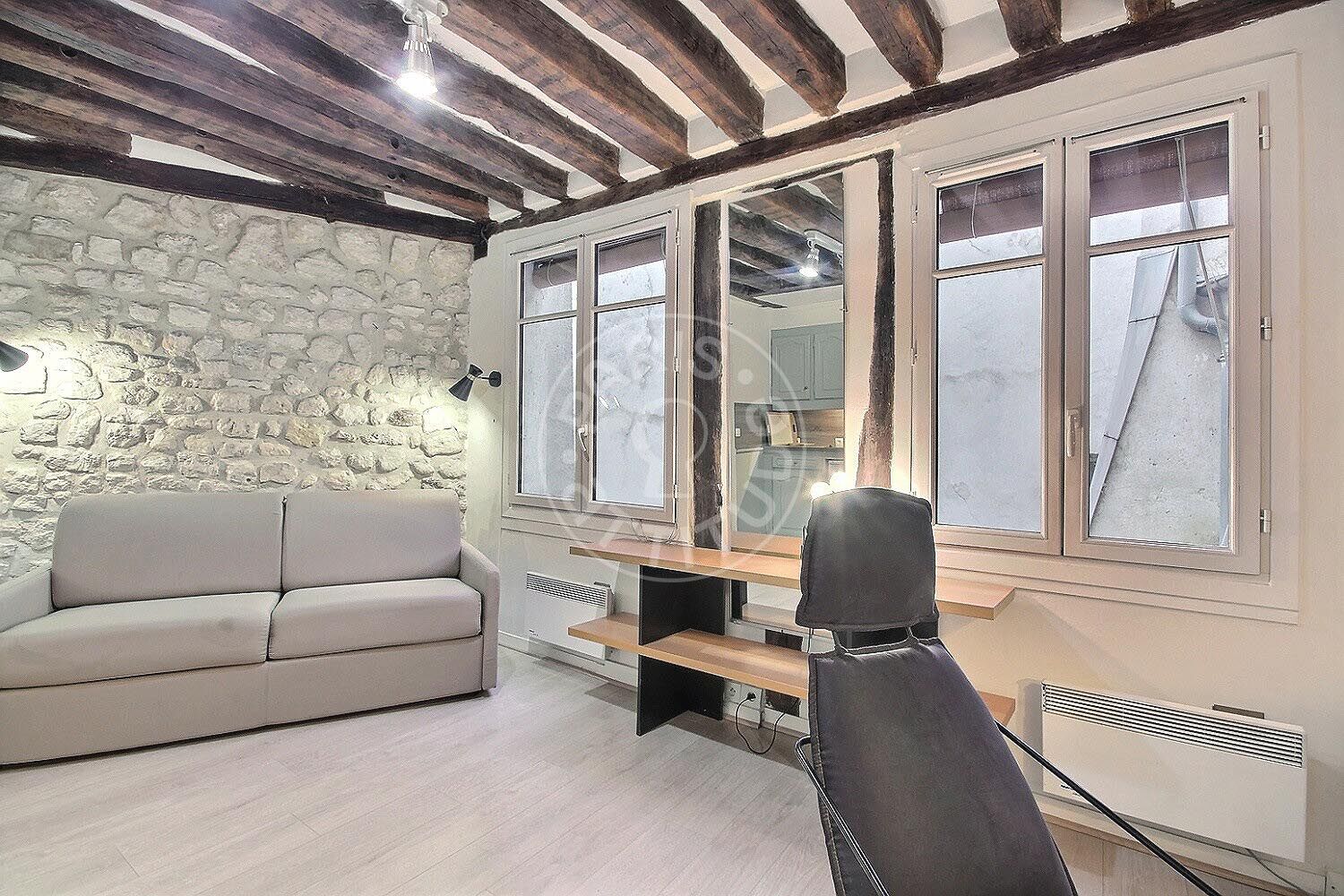 Appartement Rue de Poitou à Paris