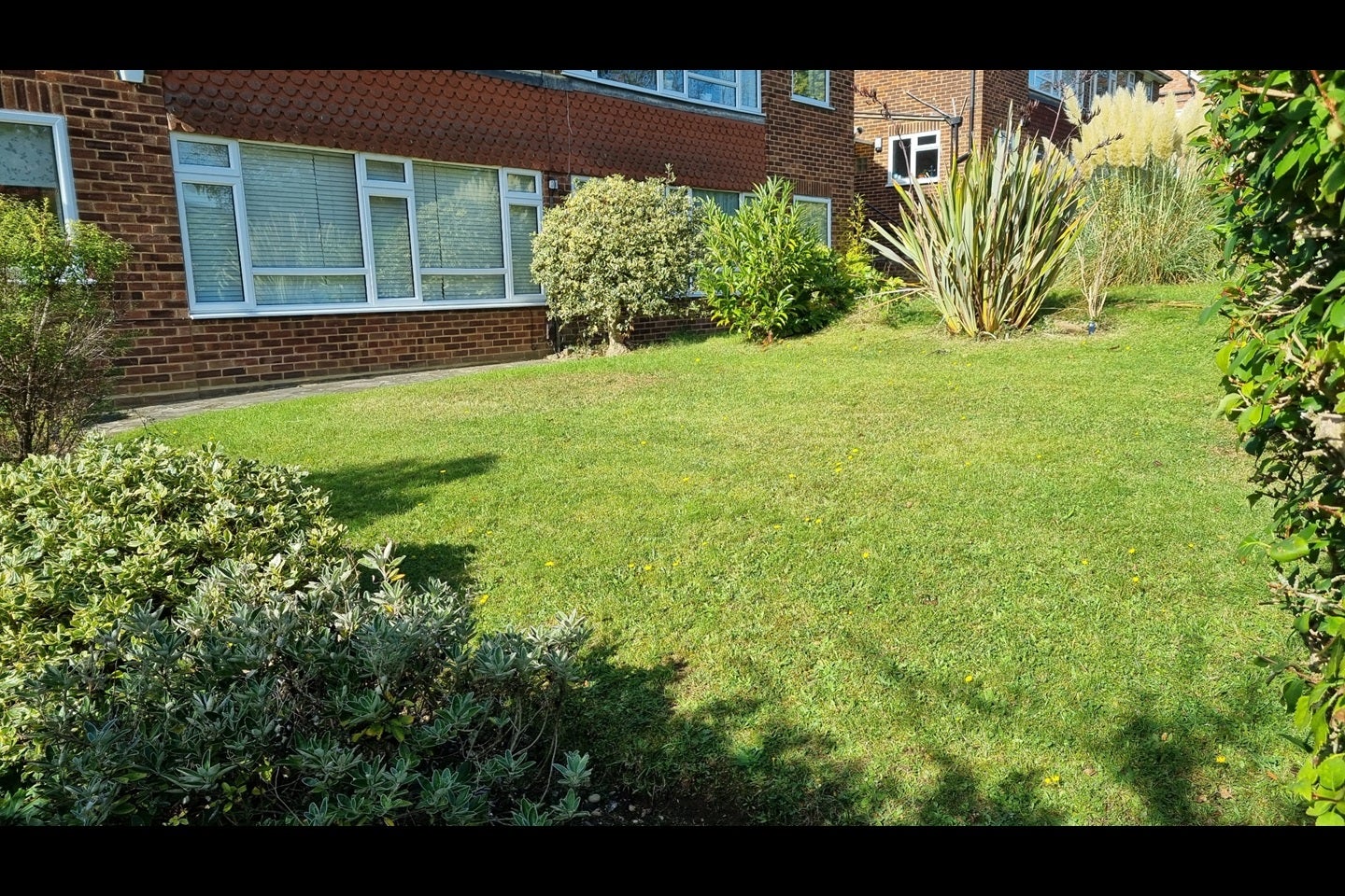 Flat Chalfont Avenue in Little Chalfont
