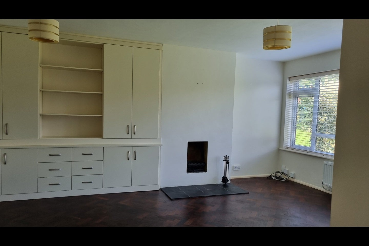 Flat Chalfont Avenue in Little Chalfont