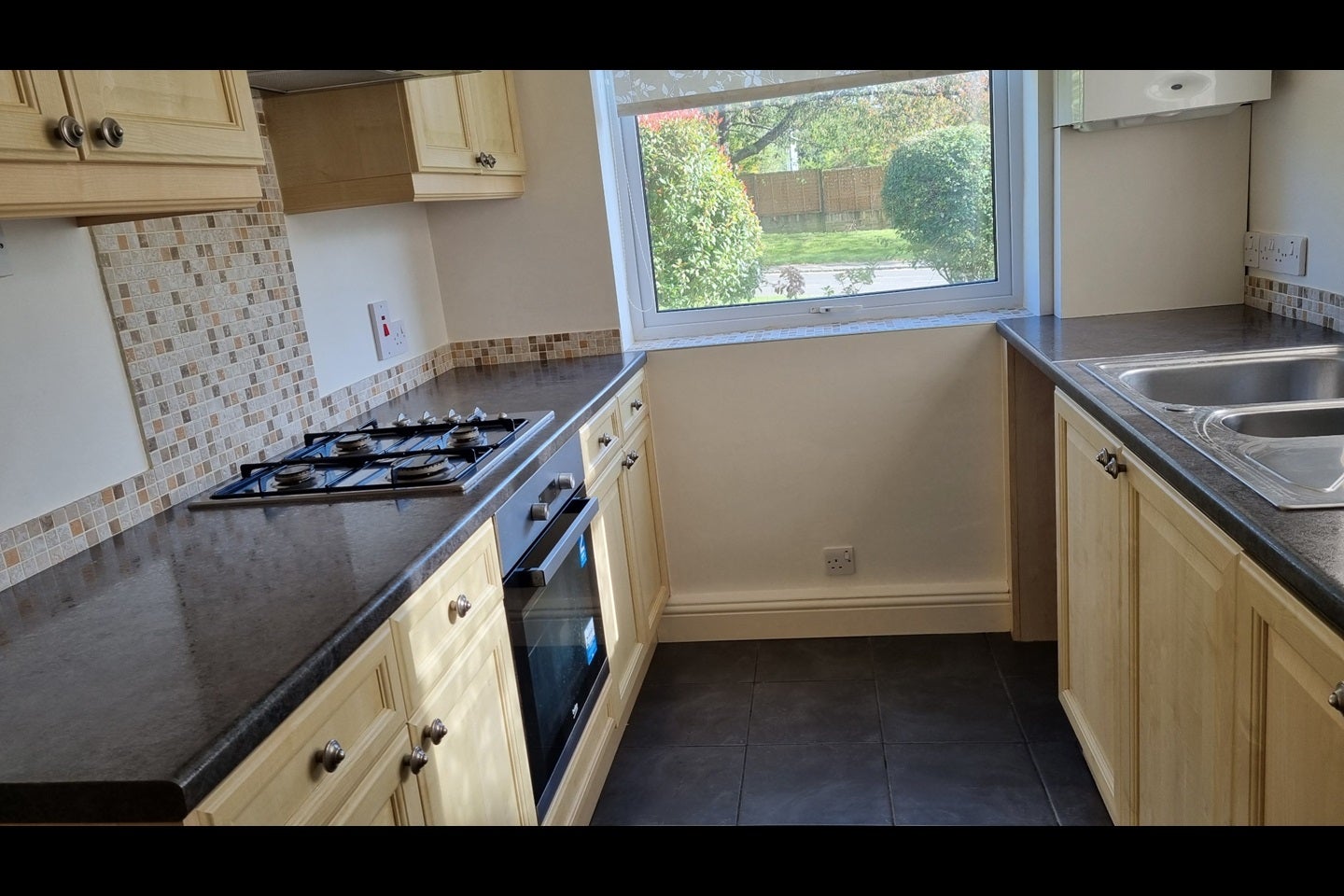 Flat Chalfont Avenue in Little Chalfont