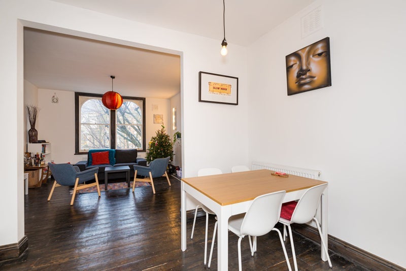 Room Geoffrey Road in Greater London