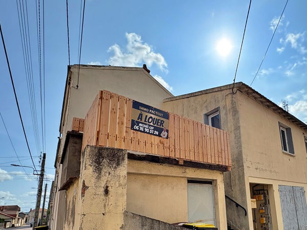 Flat Rue Lucien Sampaix in Roanne