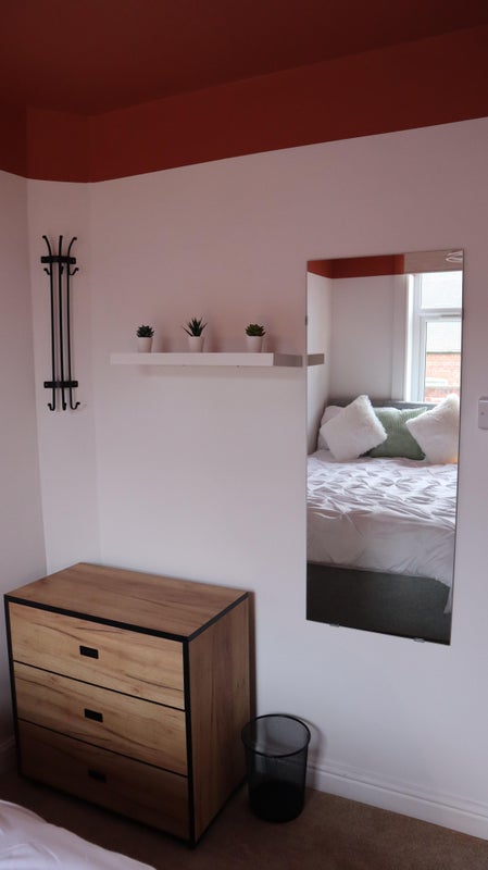 Room Goldsmith Street in Mansfield Woodhouse