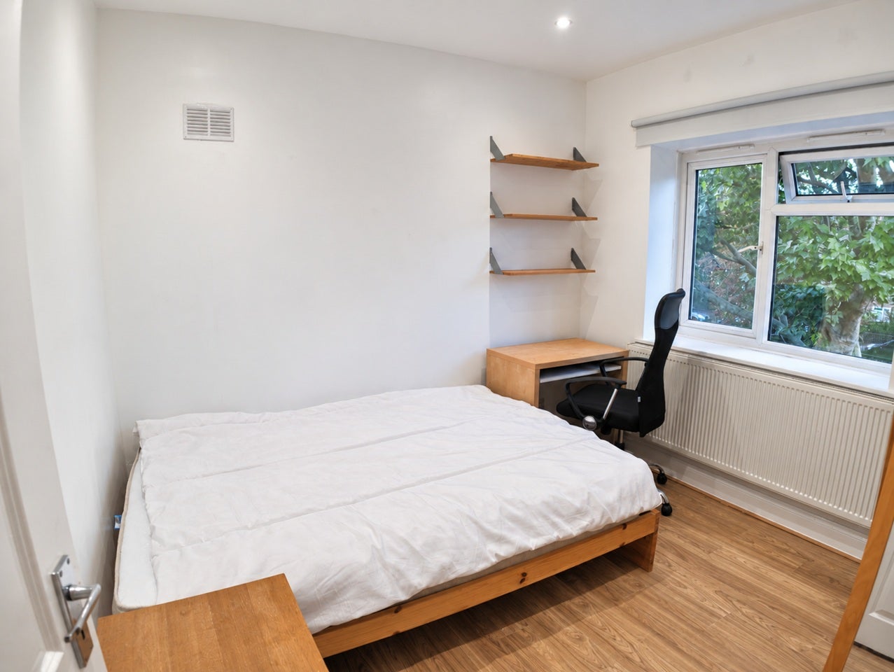 Flat Cavendish Street in Greater London
