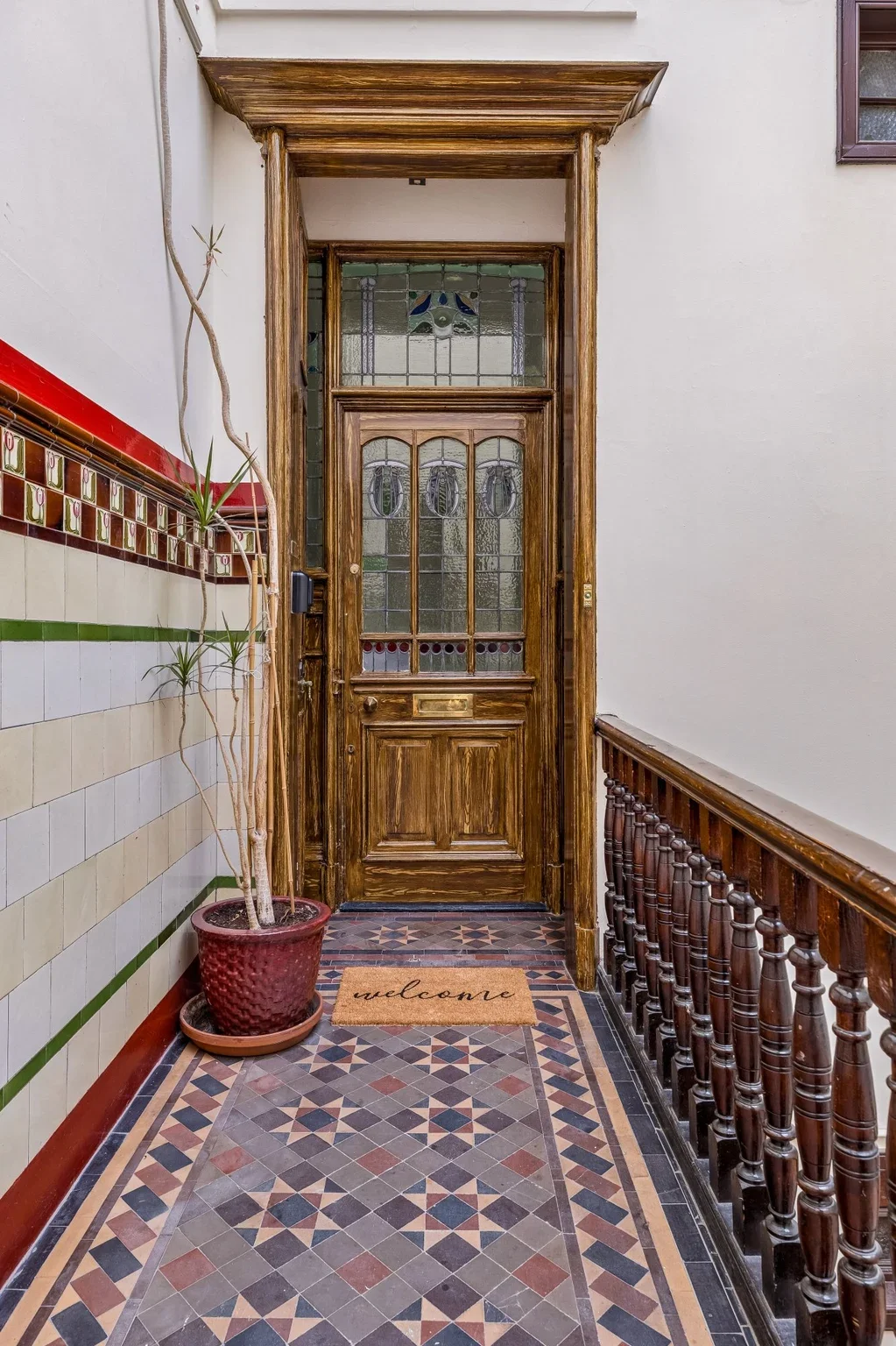 Flat Queensborough Gardens in Glasgow