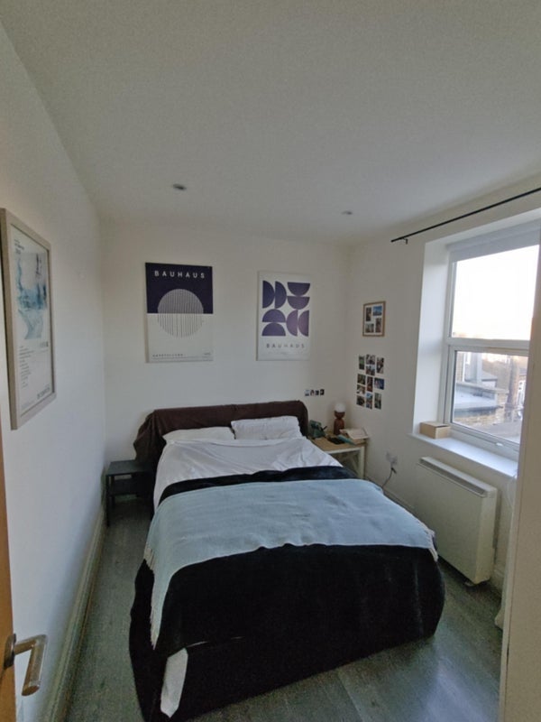 Flat Seven Sisters Road in Greater London