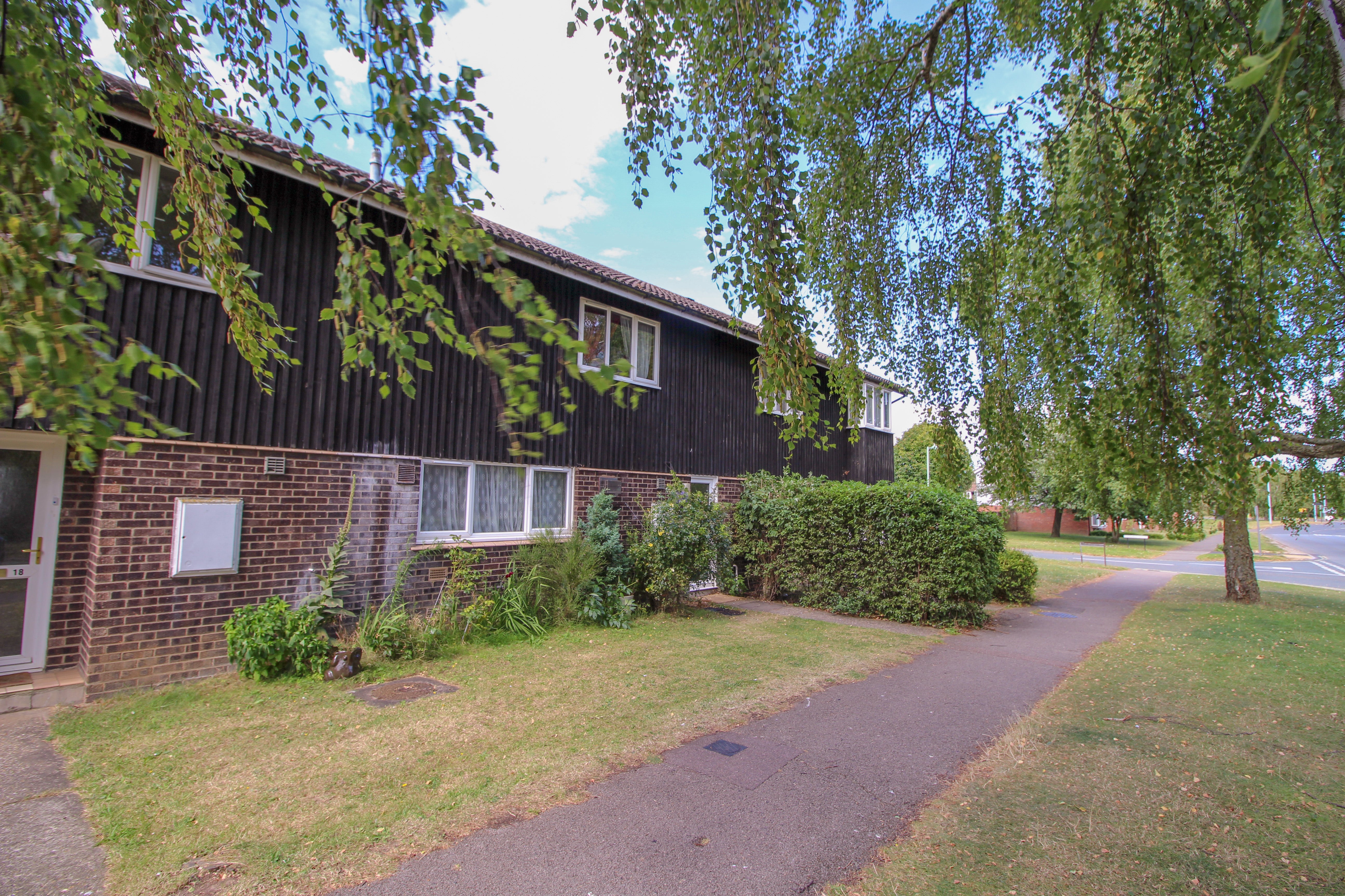 House Studlands Park Avenue in West Suffolk