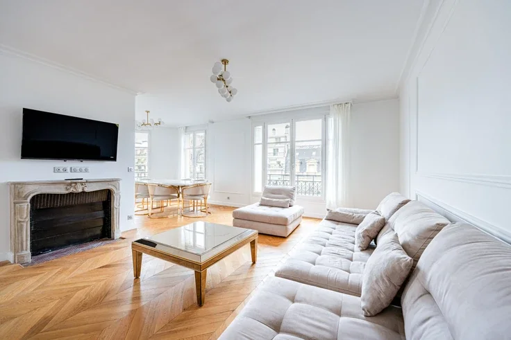 Appartement Avenue Montaigne à Paris