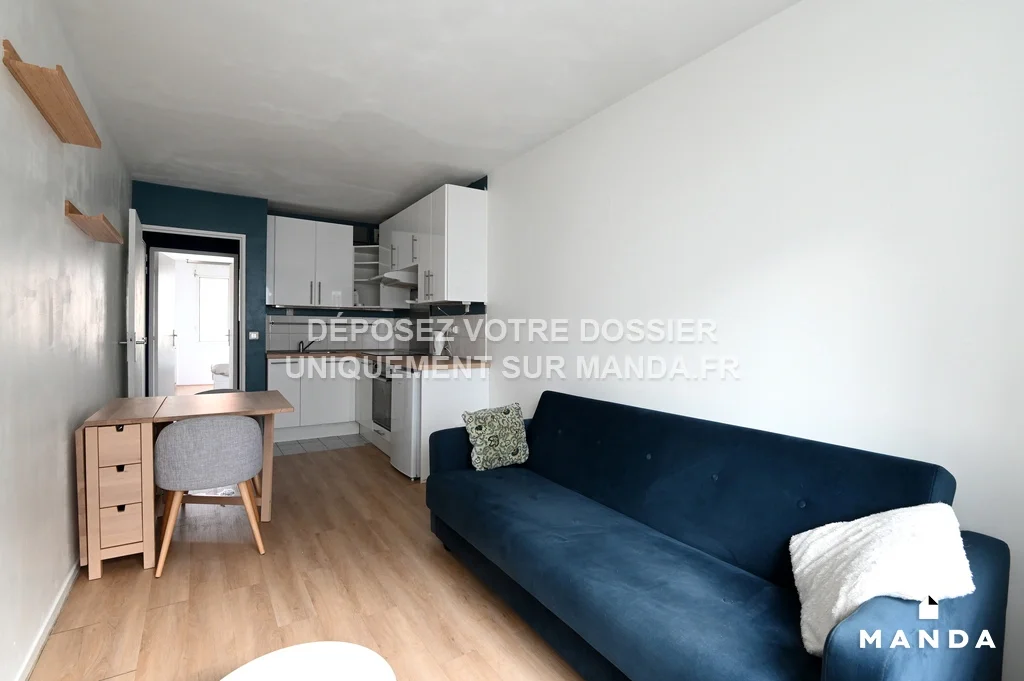 Flat Rue Victor Hugo in Levallois-Perret
