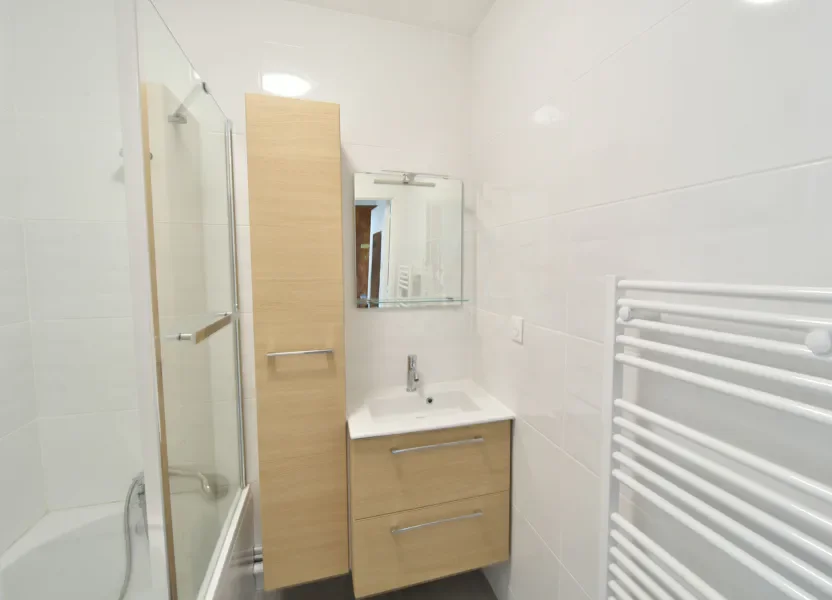 Flat Rue Saint-Exupéry in Oullins-Pierre-Bénite