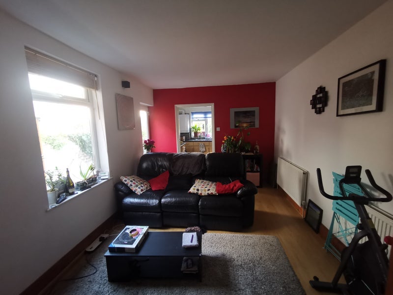 Room Kennington Avenue in Bristol