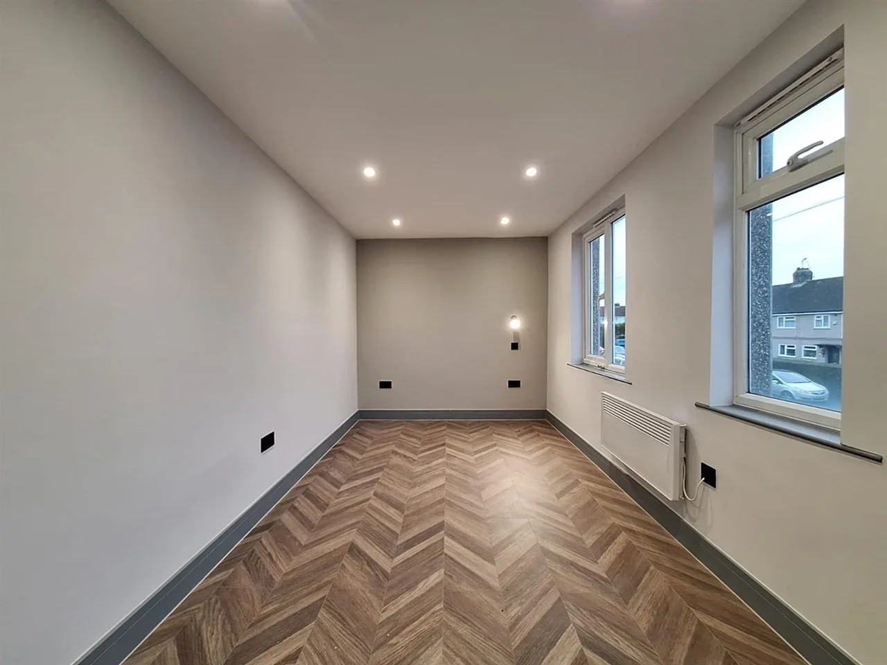 Flat Lime Avenue in Greater London
