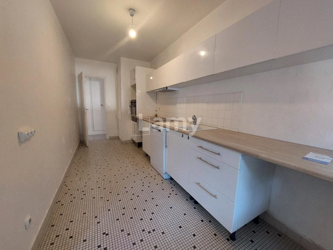 Appartement Place Paul Jamot à Reims