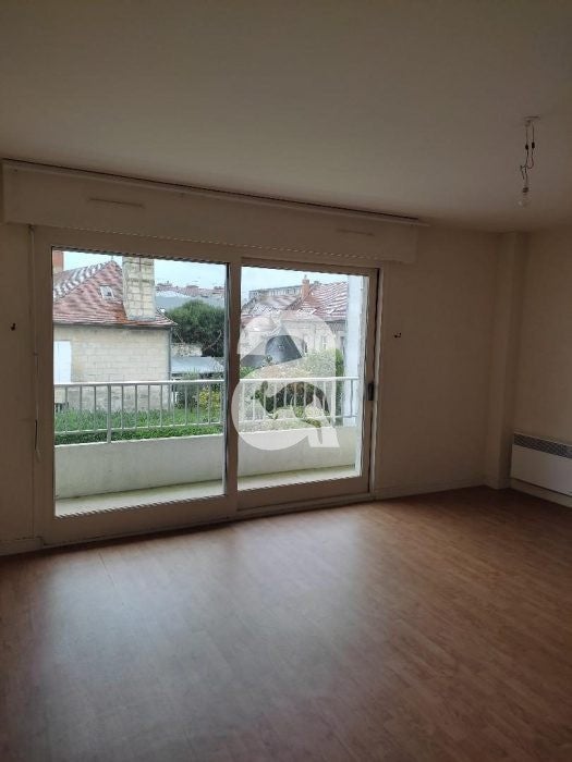 Flat Rue Paul Deviolaine in Soissons