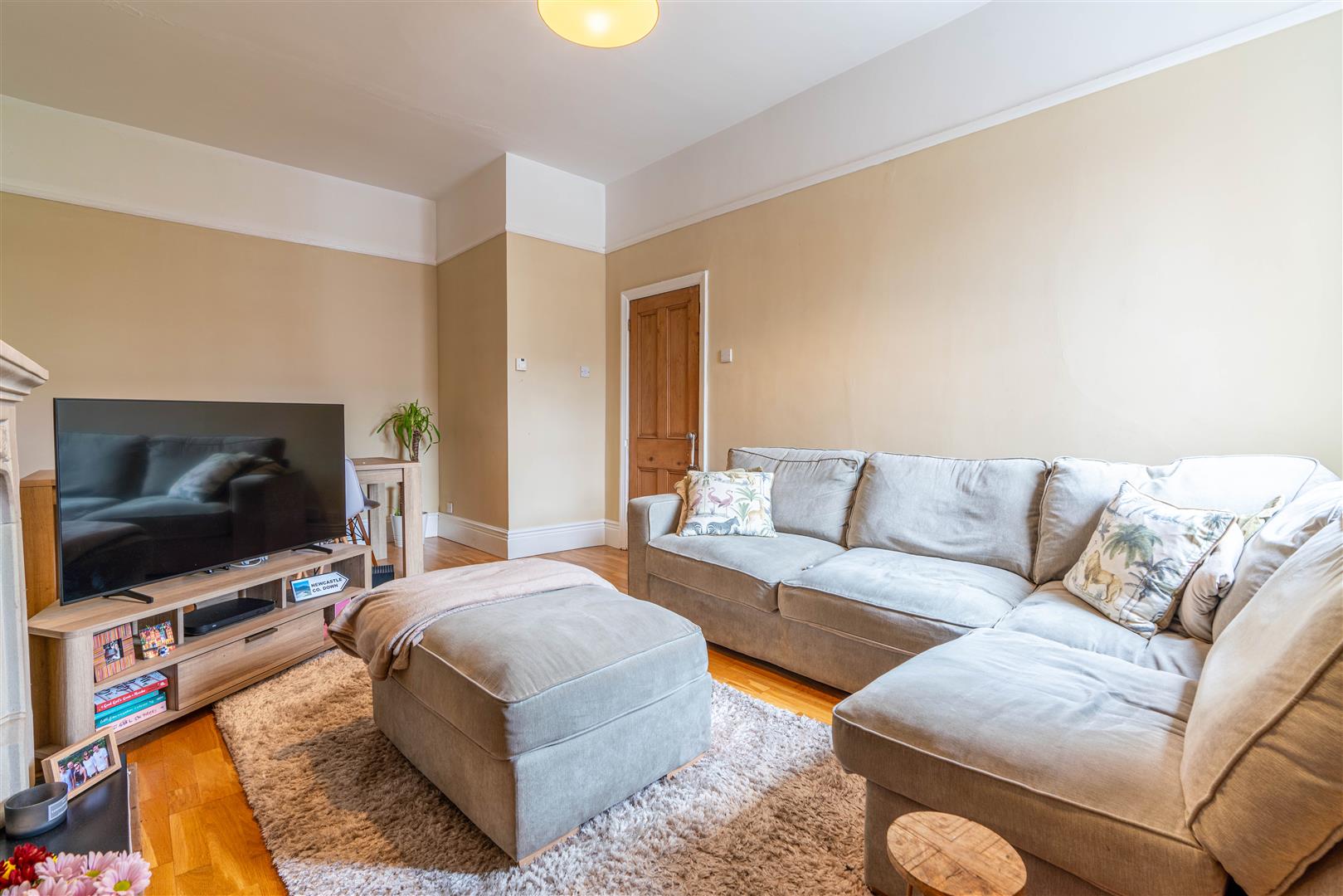 Flat Simonside Terrace in Newcastle upon Tyne
