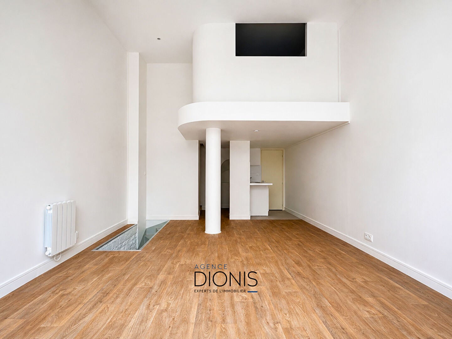 Flat Rue de Clignancourt in Paris