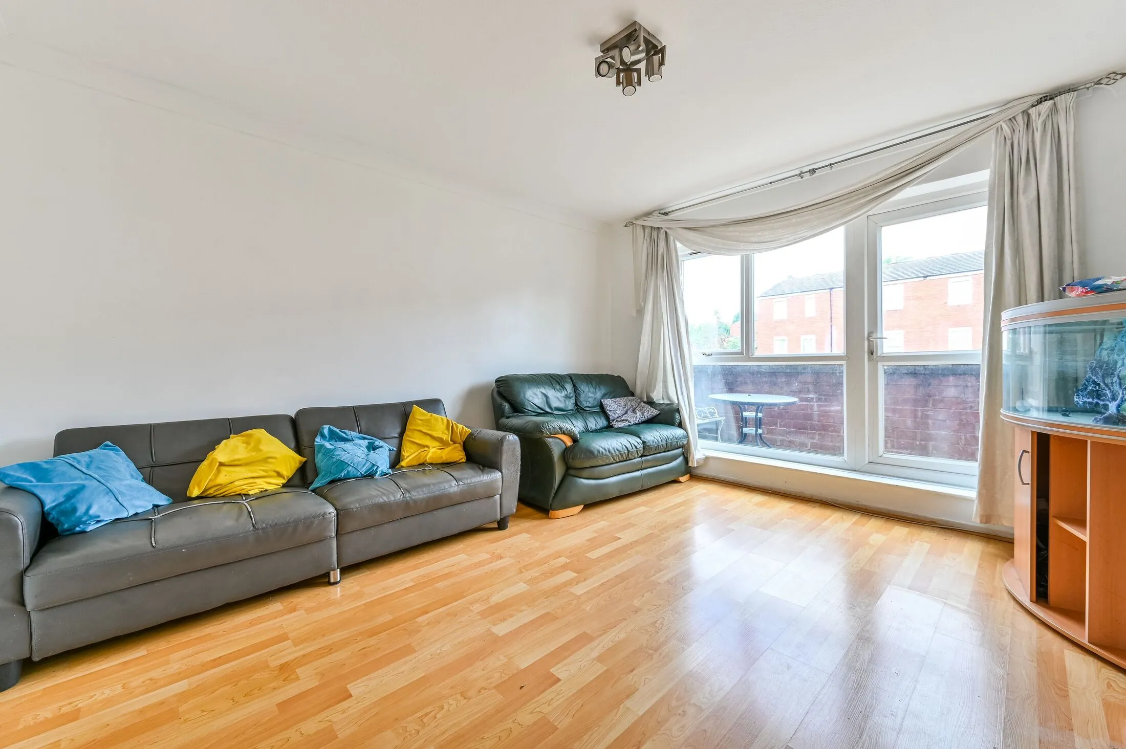 Flat Southwold Road in Greater London
