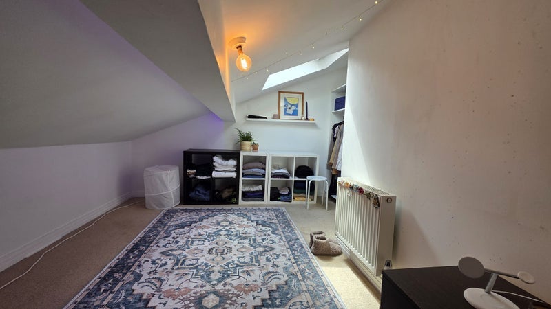 Room Old Forge Road in Greater London