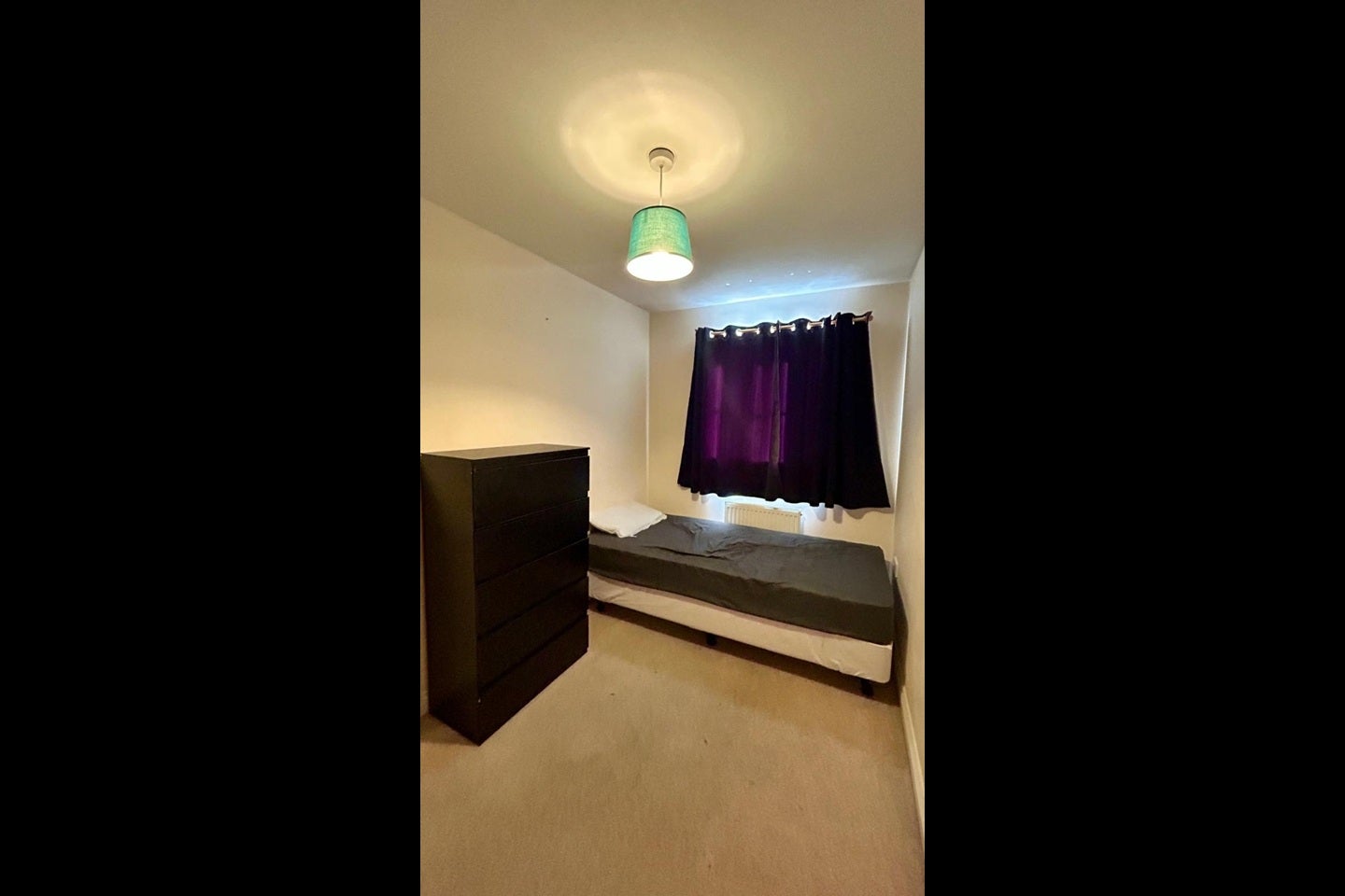 Room Stockmoor Drive in North Petherton