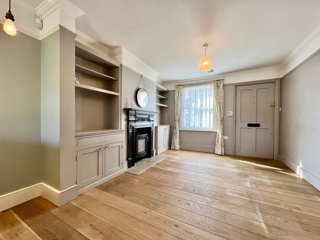 House Waxwell Lane in Greater London