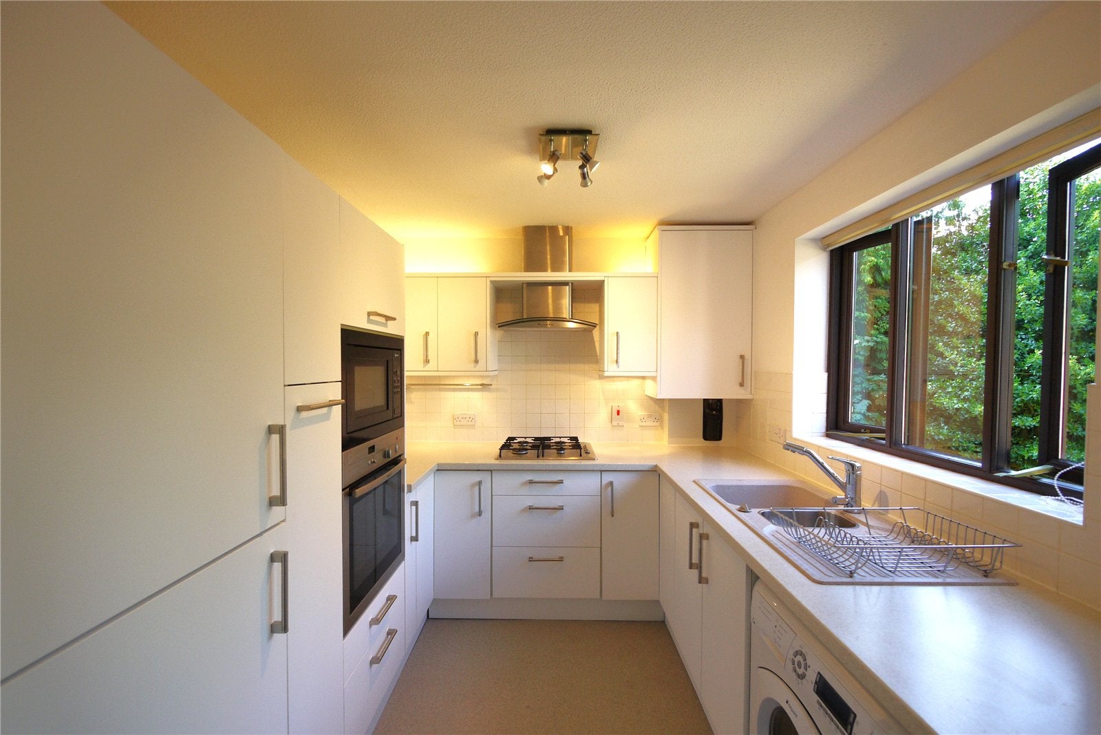 Flat Argyll Court in Brentwood