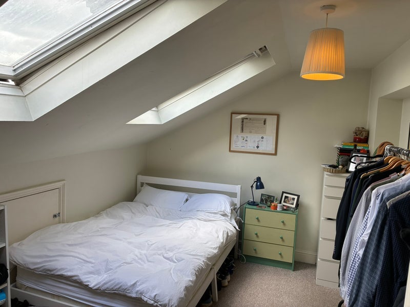 Room Edith Road in Greater London