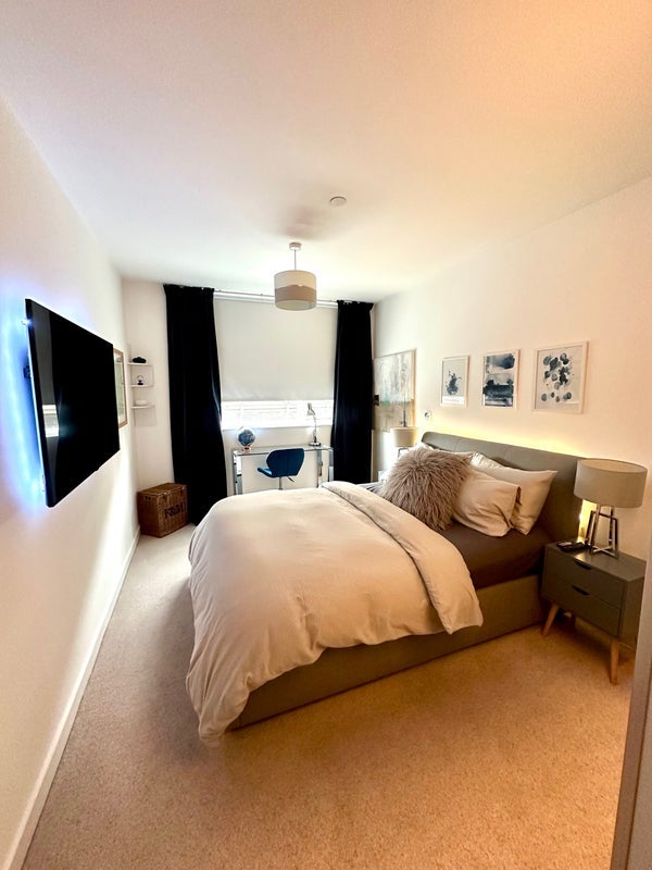 Flat Occupation Road in Greater London