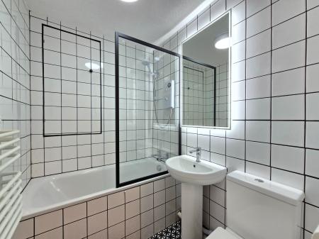 Flat Wallfield Place in Aberdeen City