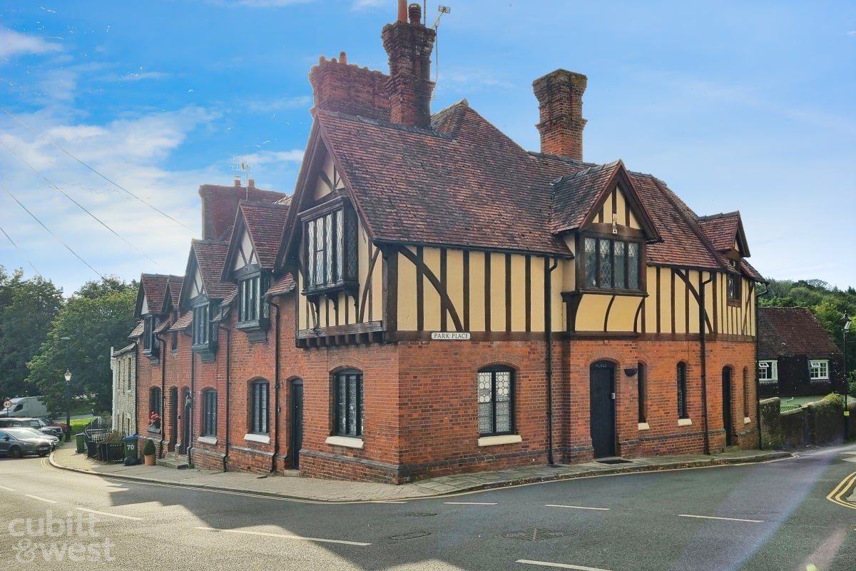 House Monckton's Avenue in Maidstone