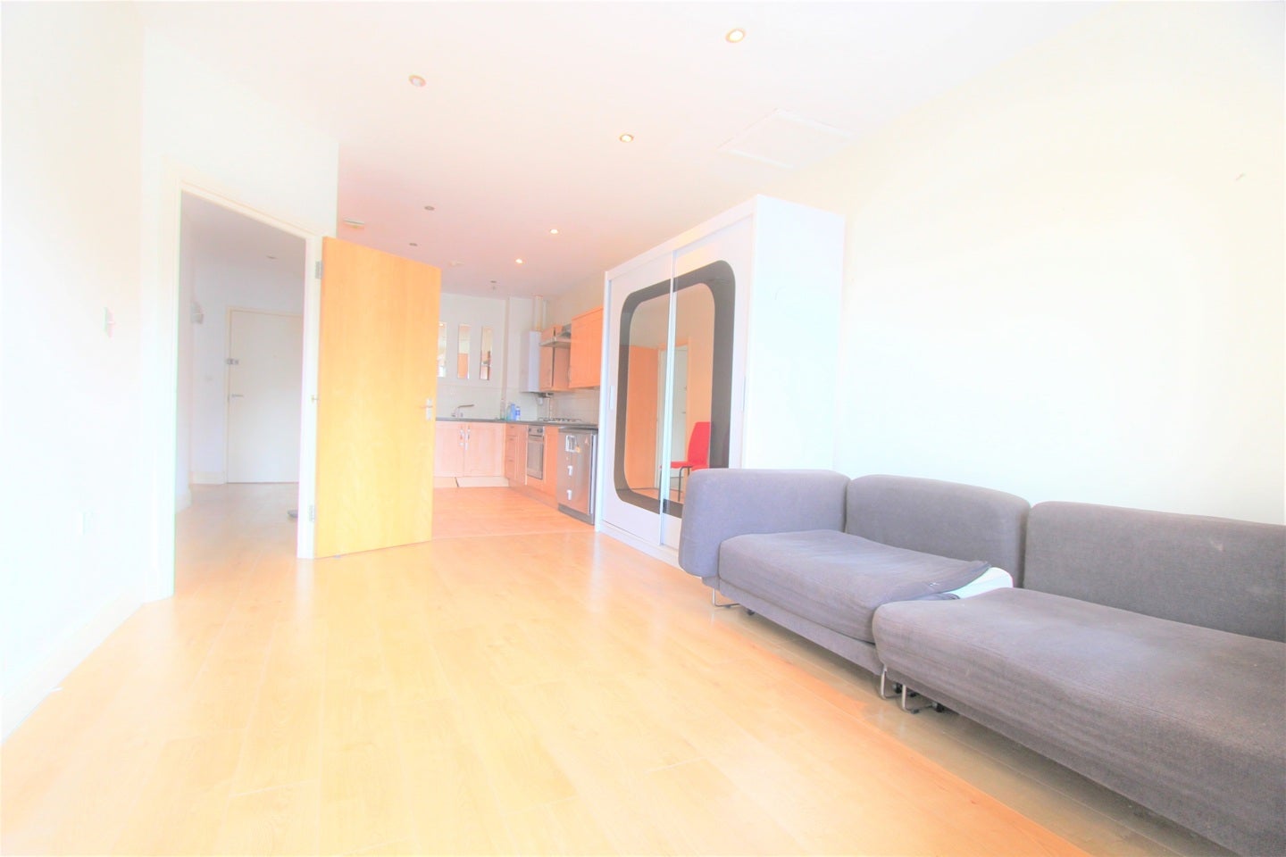 Flat Park Road in Greater London