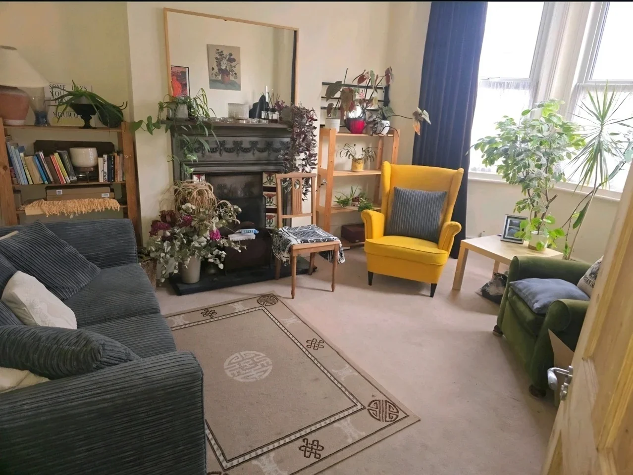 Room Belmont Avenue in Greater London