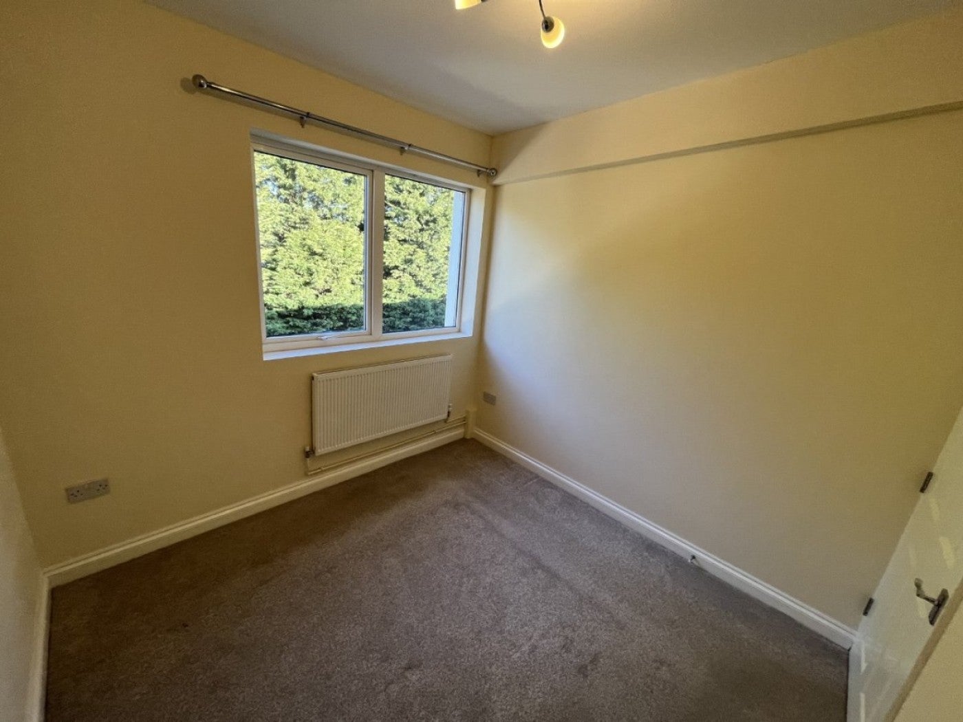 Flat Manor Road in Rotherham