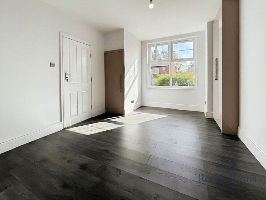 Flat Chapel Lane in Wilmslow