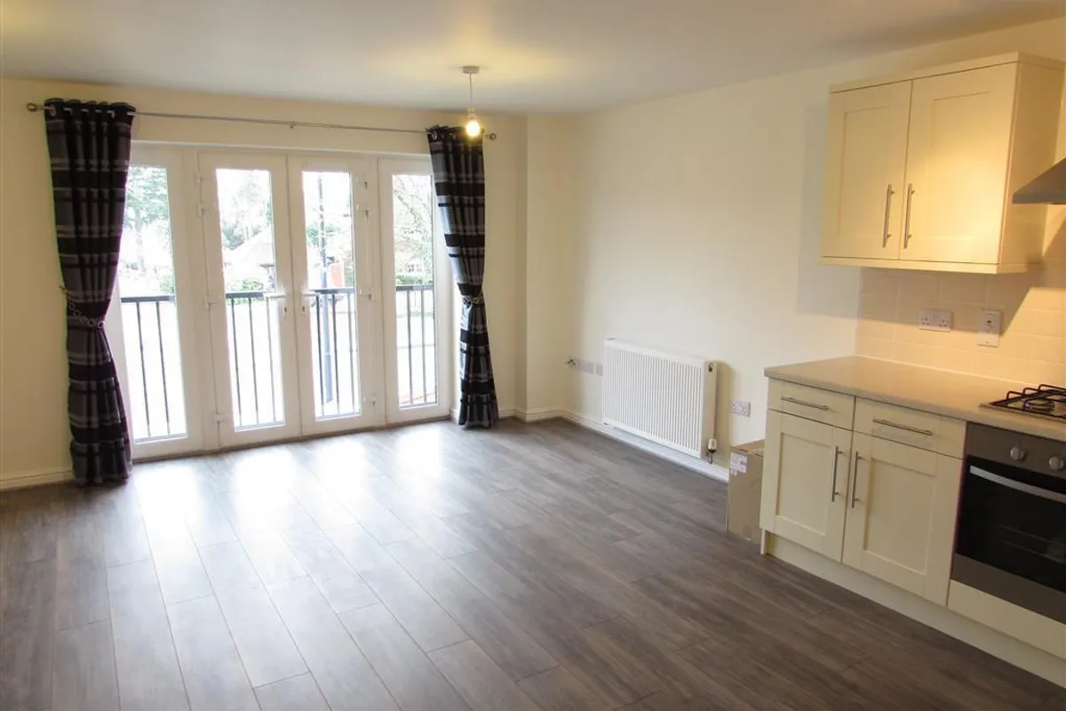 Flat Bargeman Road in Maidenhead