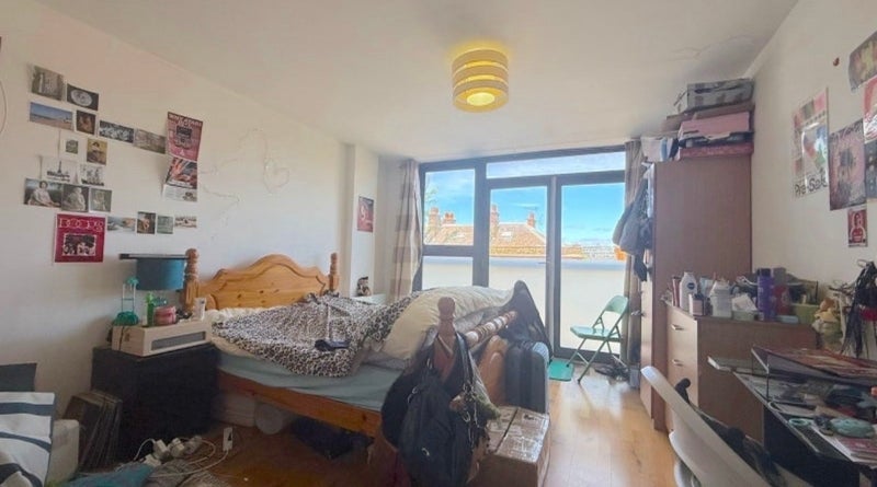 Room Trafalgar Road in Greater London