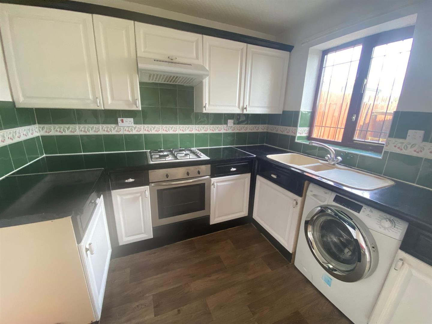 House Hollywell Close in Hull