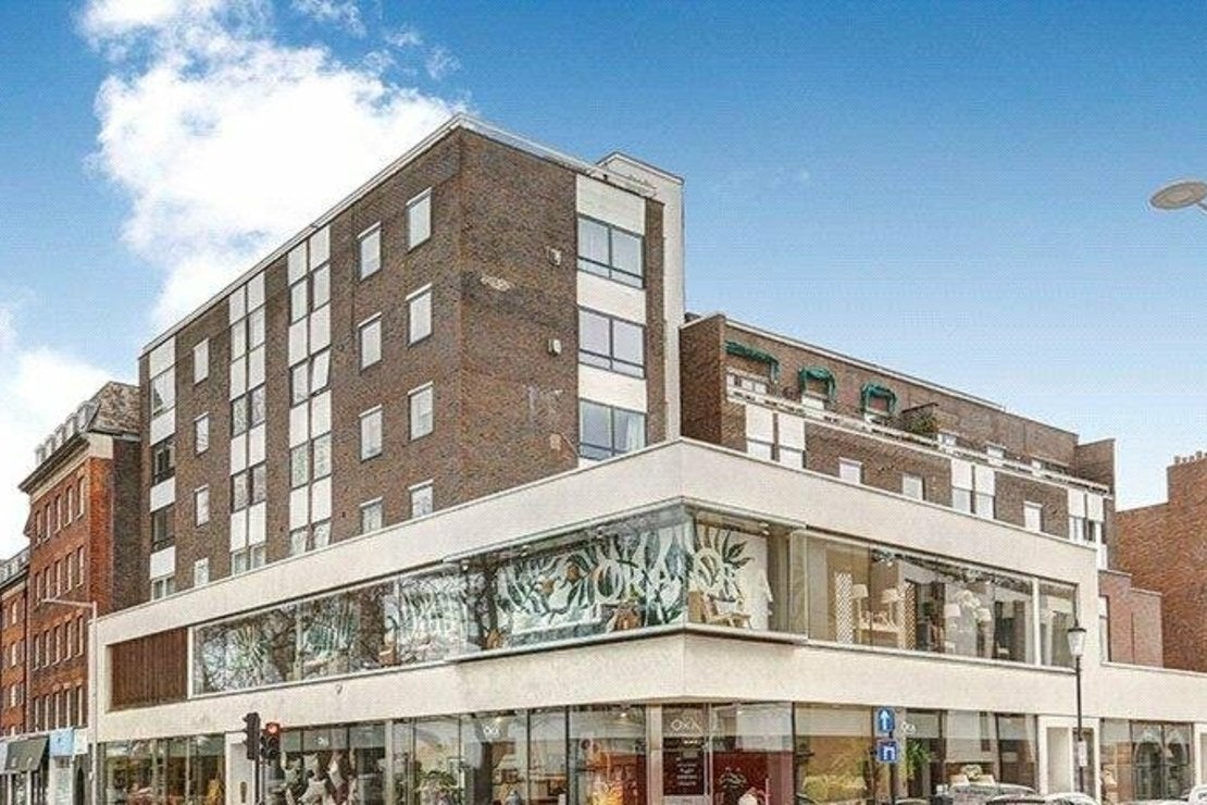Flat Fulham Road in Greater London
