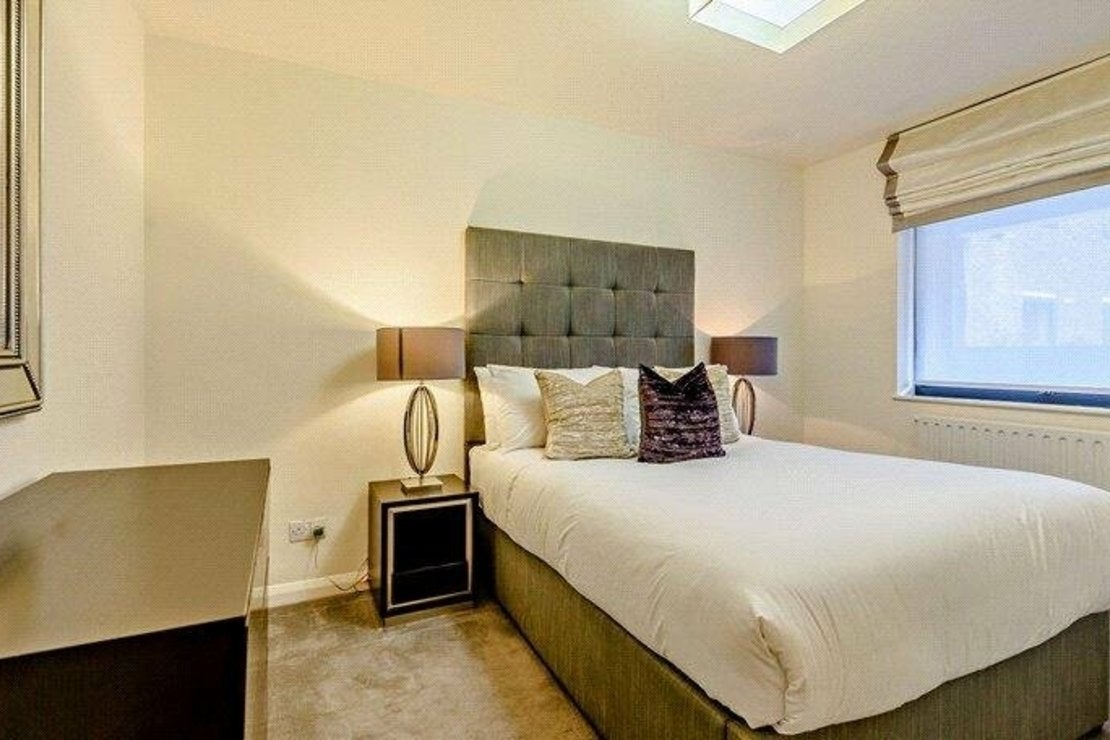 Flat Fulham Road in Greater London