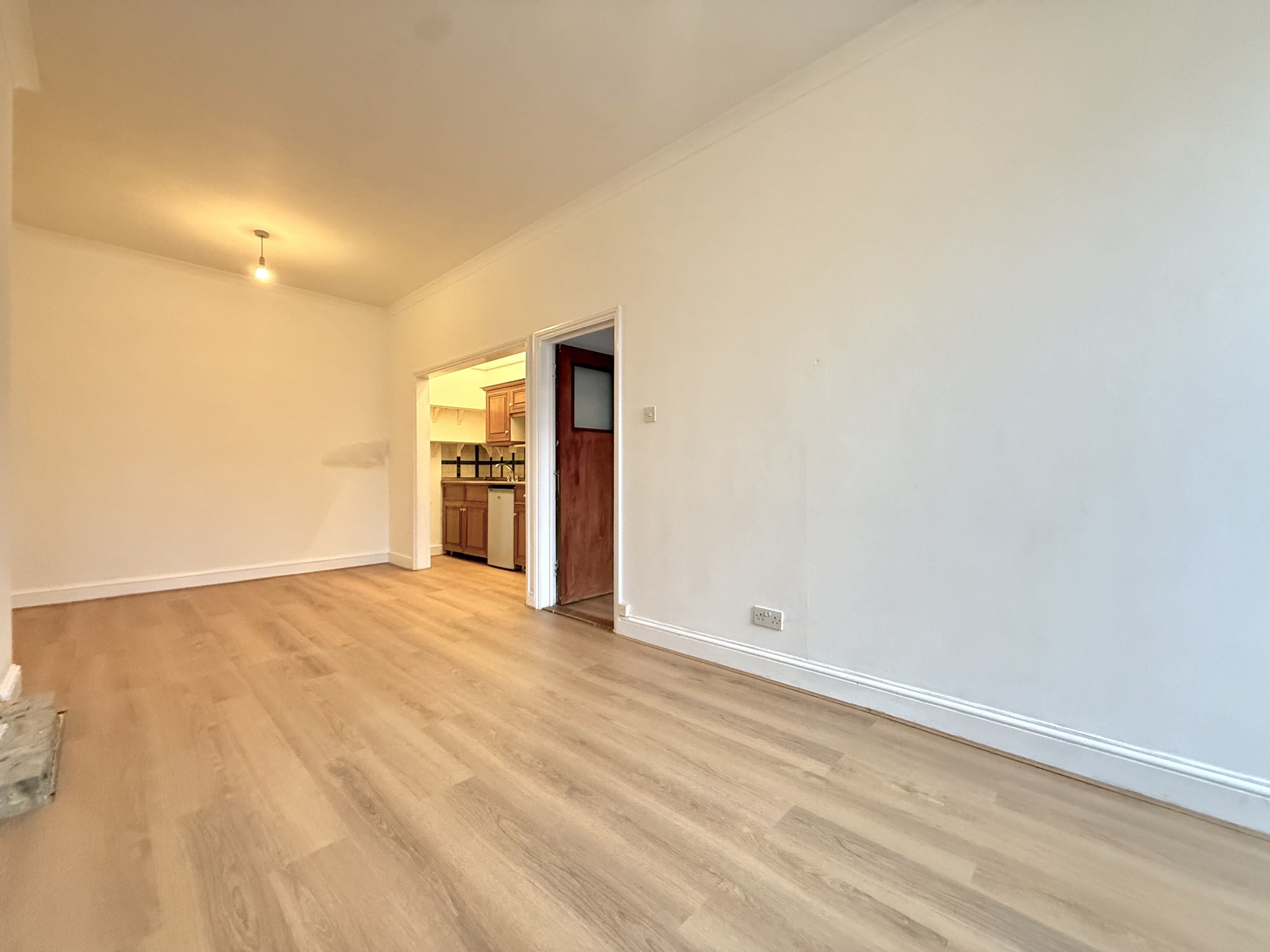Flat Bower Street in Maidstone