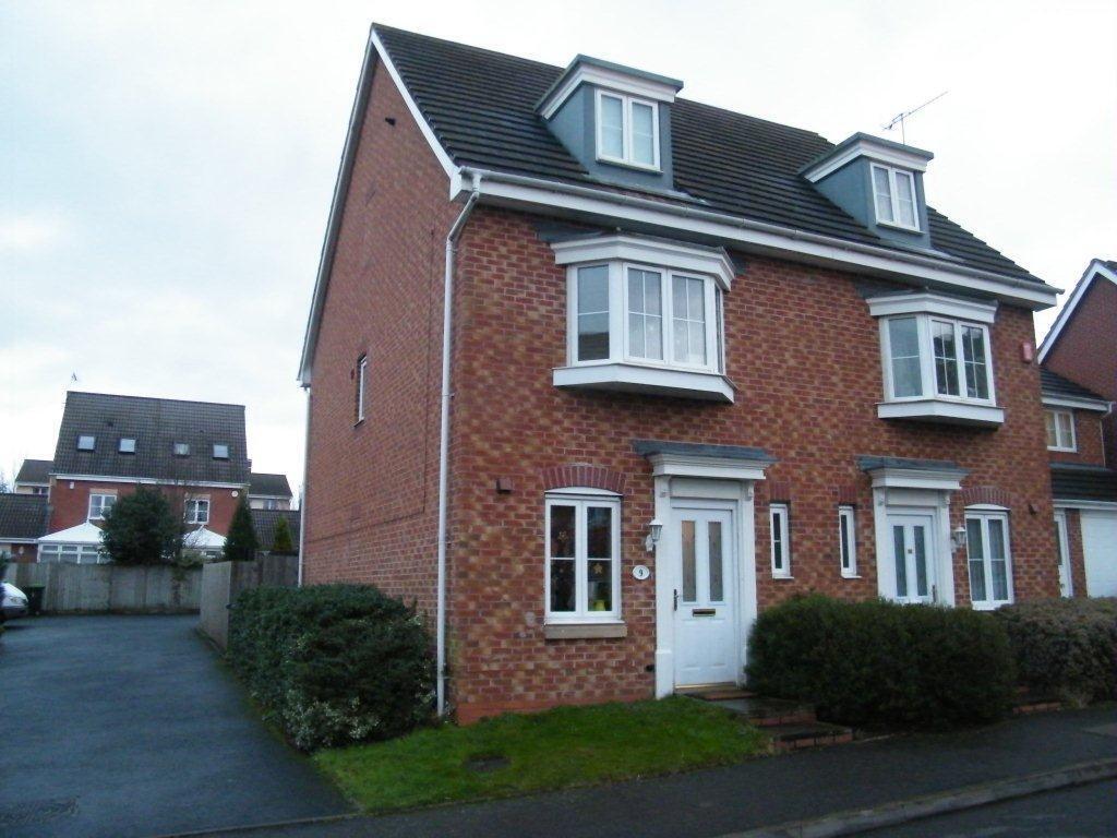 House Wycherley Way in Sandwell