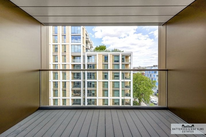 Flat Palmer Road in Greater London