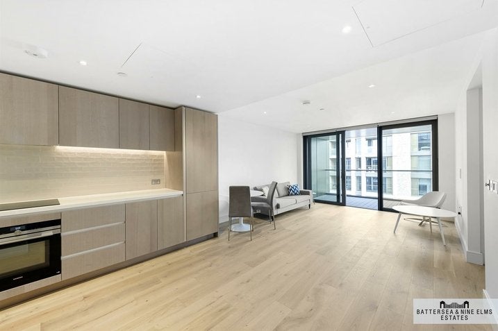 Flat Palmer Road in Greater London