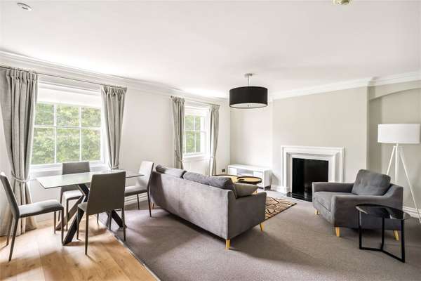 Flat Connaught Square in City of Westminster