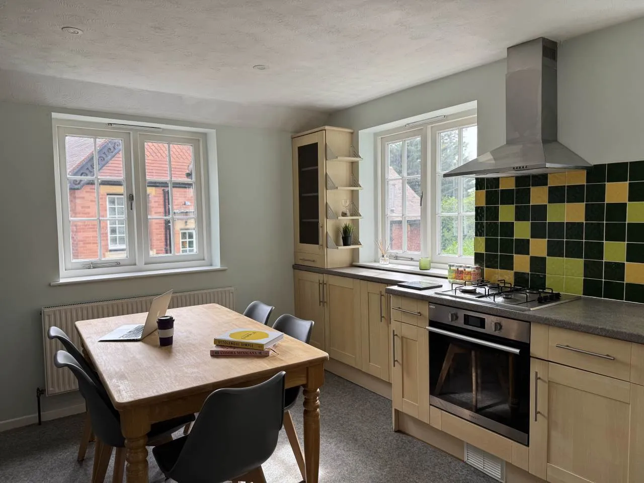 Flat Beech Avenue in Exeter