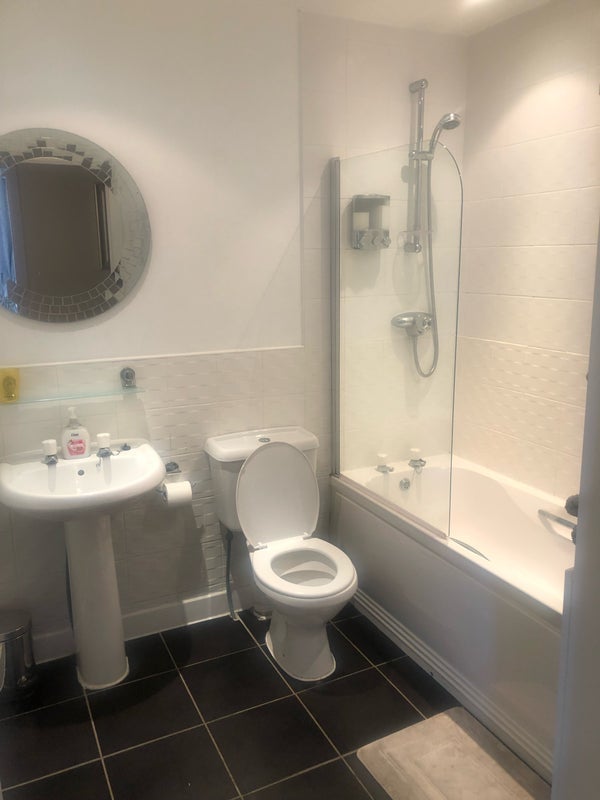 Room Bath Street in Glasgow