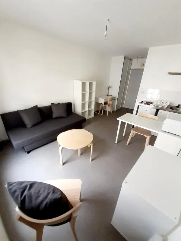 Flat Cours du Champ de Mars in Nantes