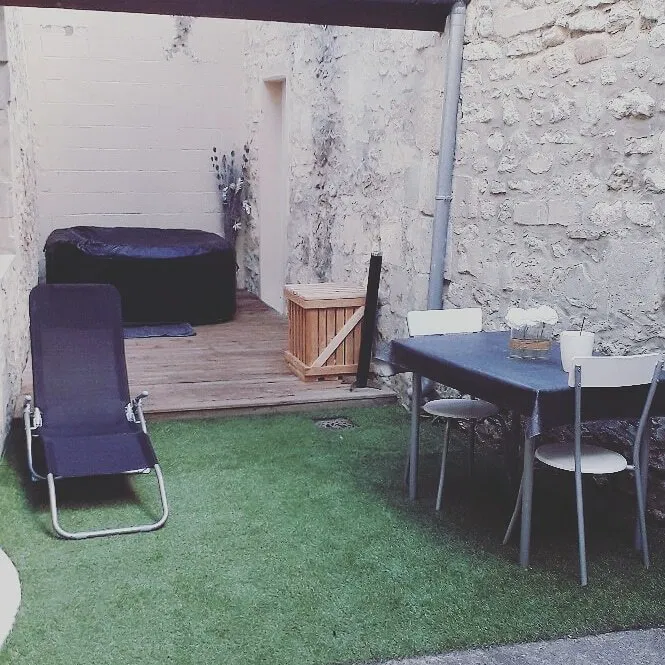 Room Rue Gérard de Séroux in Béthisy-Saint-Martin