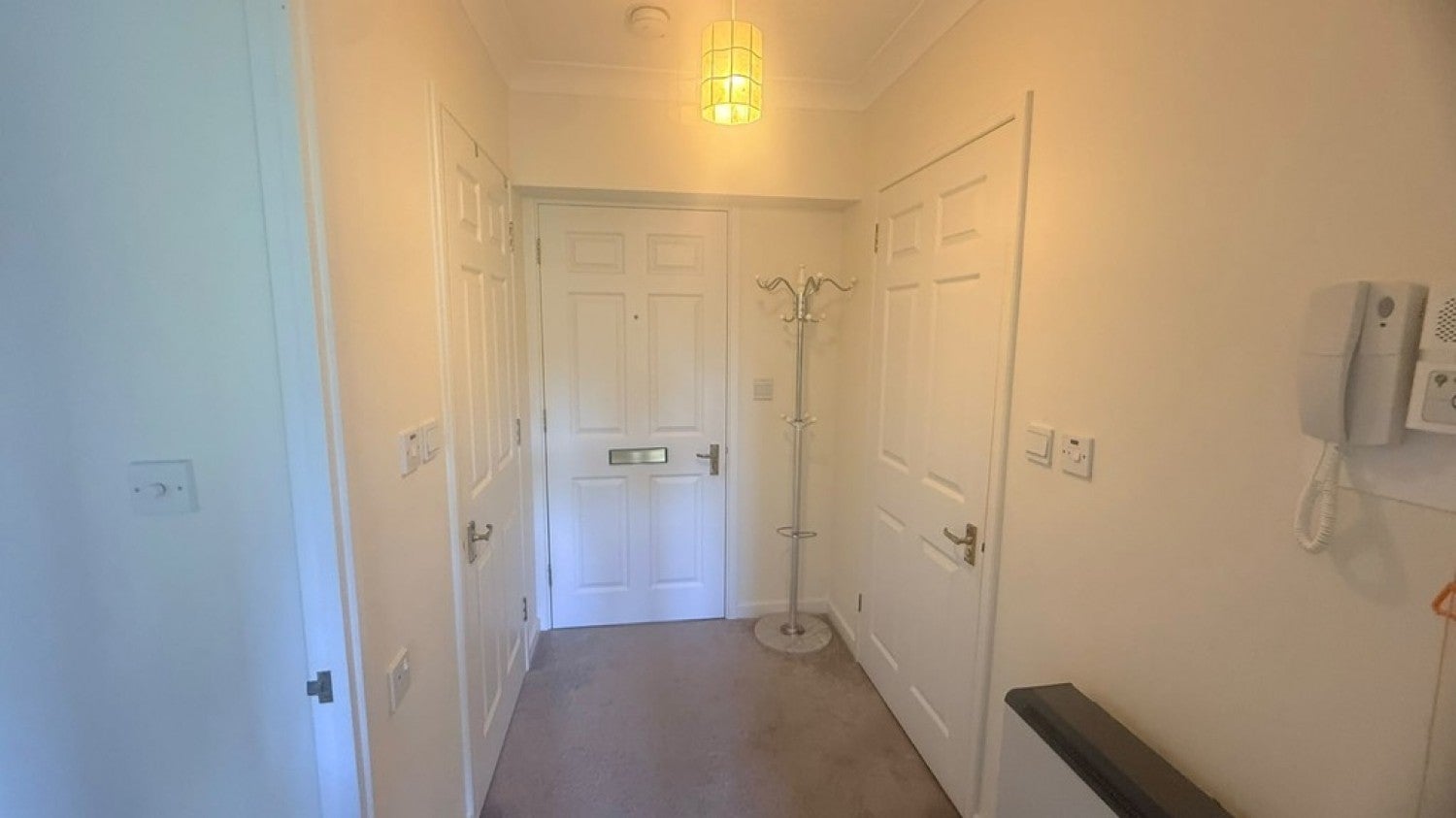 Flat Linkfield Lane in Reigate and Banstead