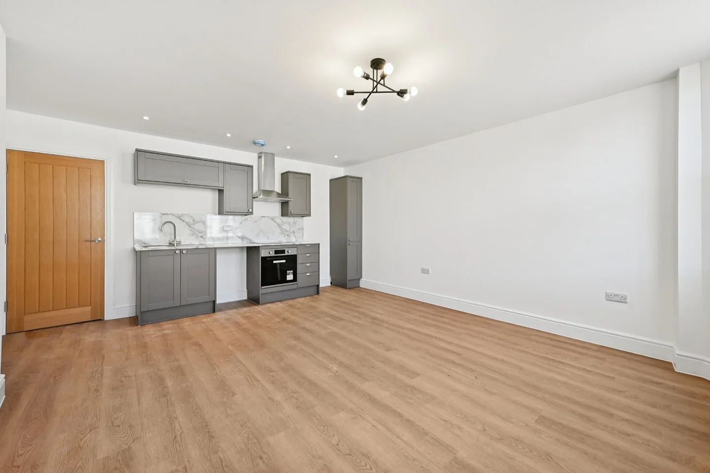 Flat Hythe Street in Dartford